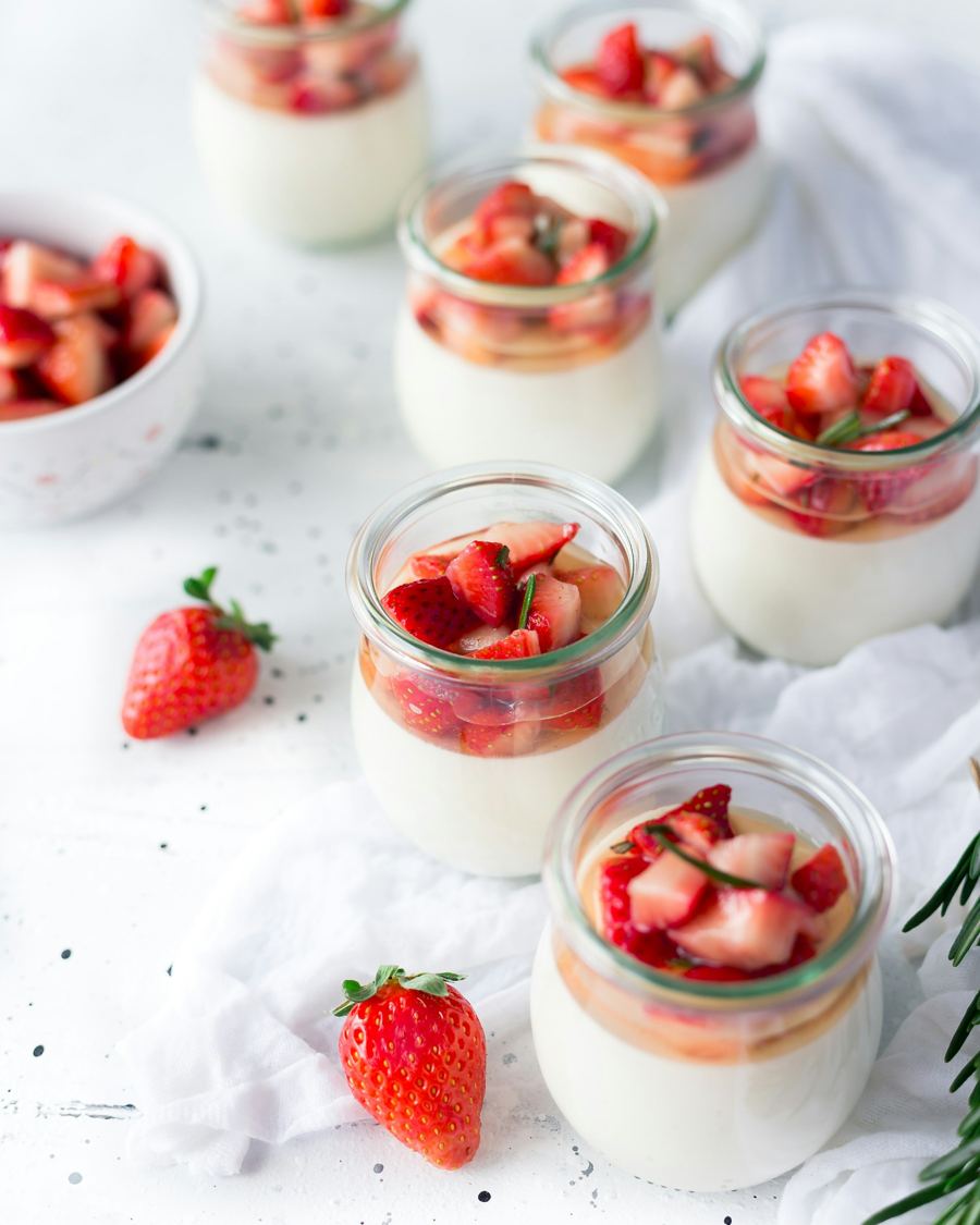 Panna cotta dâu